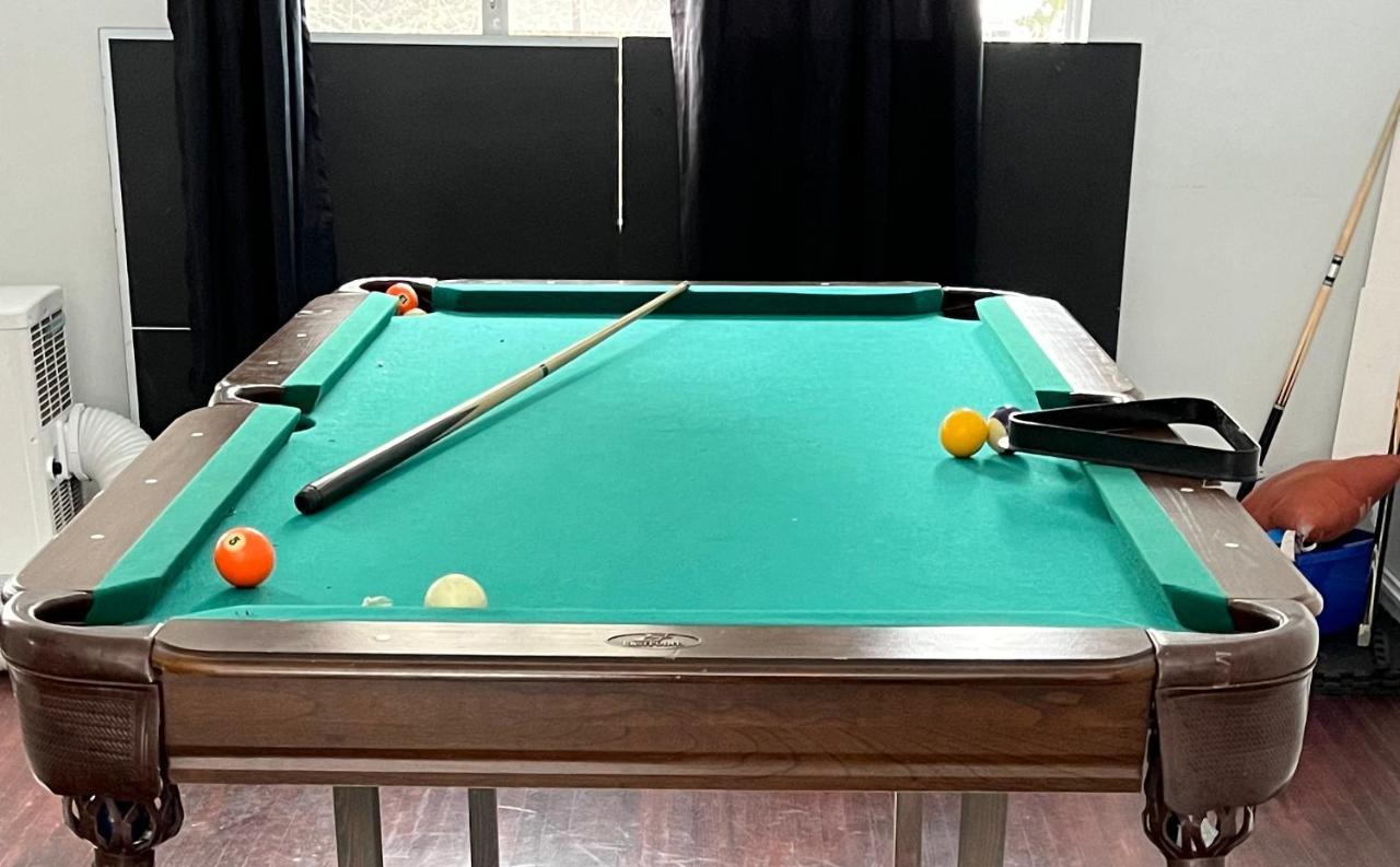 Villa Vintage - 3 Bed House - North Surrey - Ping-Pong And Pool Table - Tv Cable Exterior foto