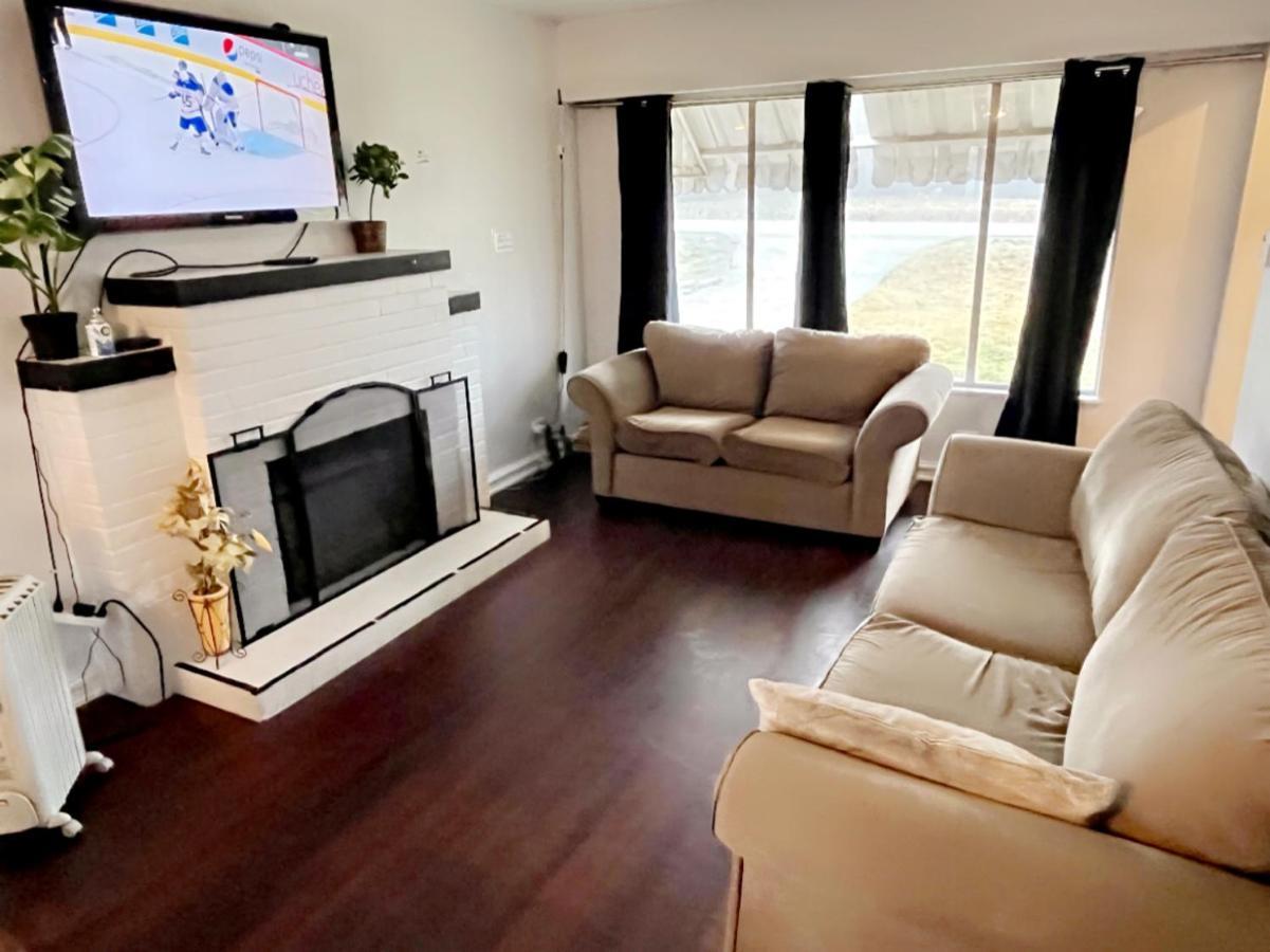 Villa Vintage - 3 Bed House - North Surrey - Ping-Pong And Pool Table - Tv Cable Exterior foto